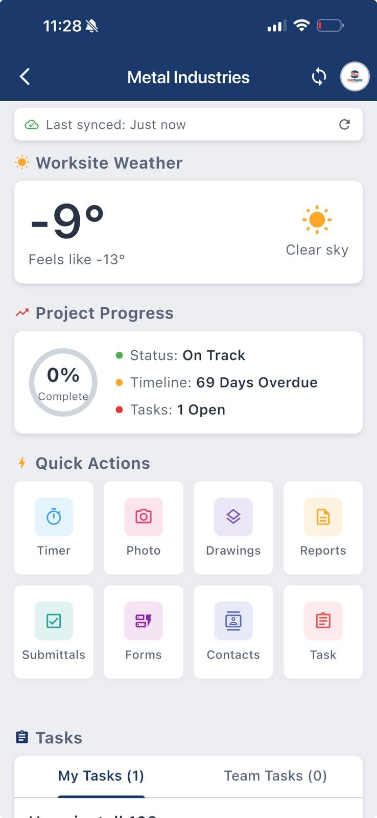 SubTrade mobile app project dashboard for HVAC technicians showing worksite weather, progress, quick actions and tasks on iPhone